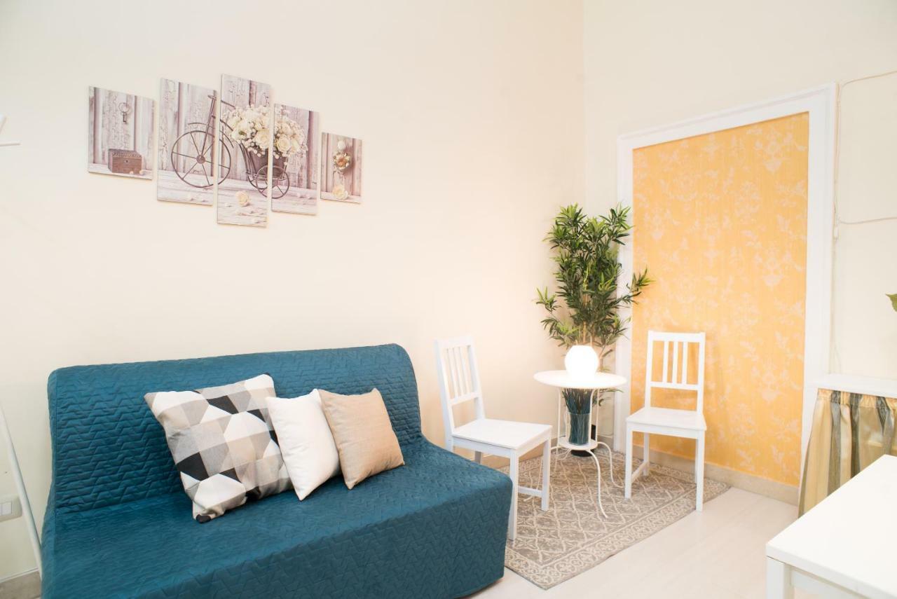 Casa Napoletana - Alighieri Apartment Napoli Bagian luar foto