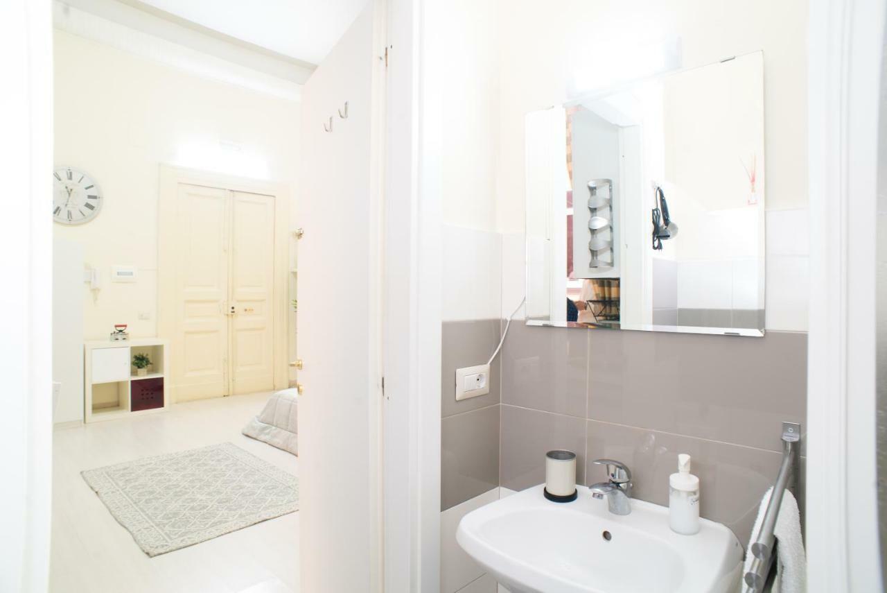 Casa Napoletana - Alighieri Apartment Napoli Bagian luar foto